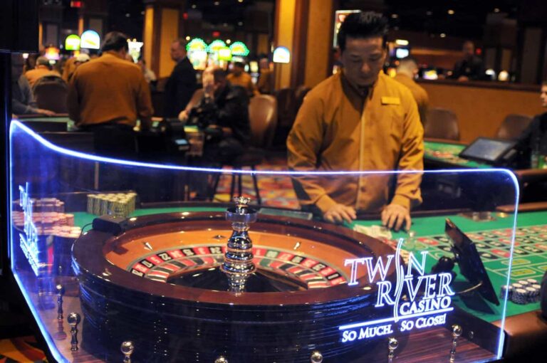 twin rivers casino events